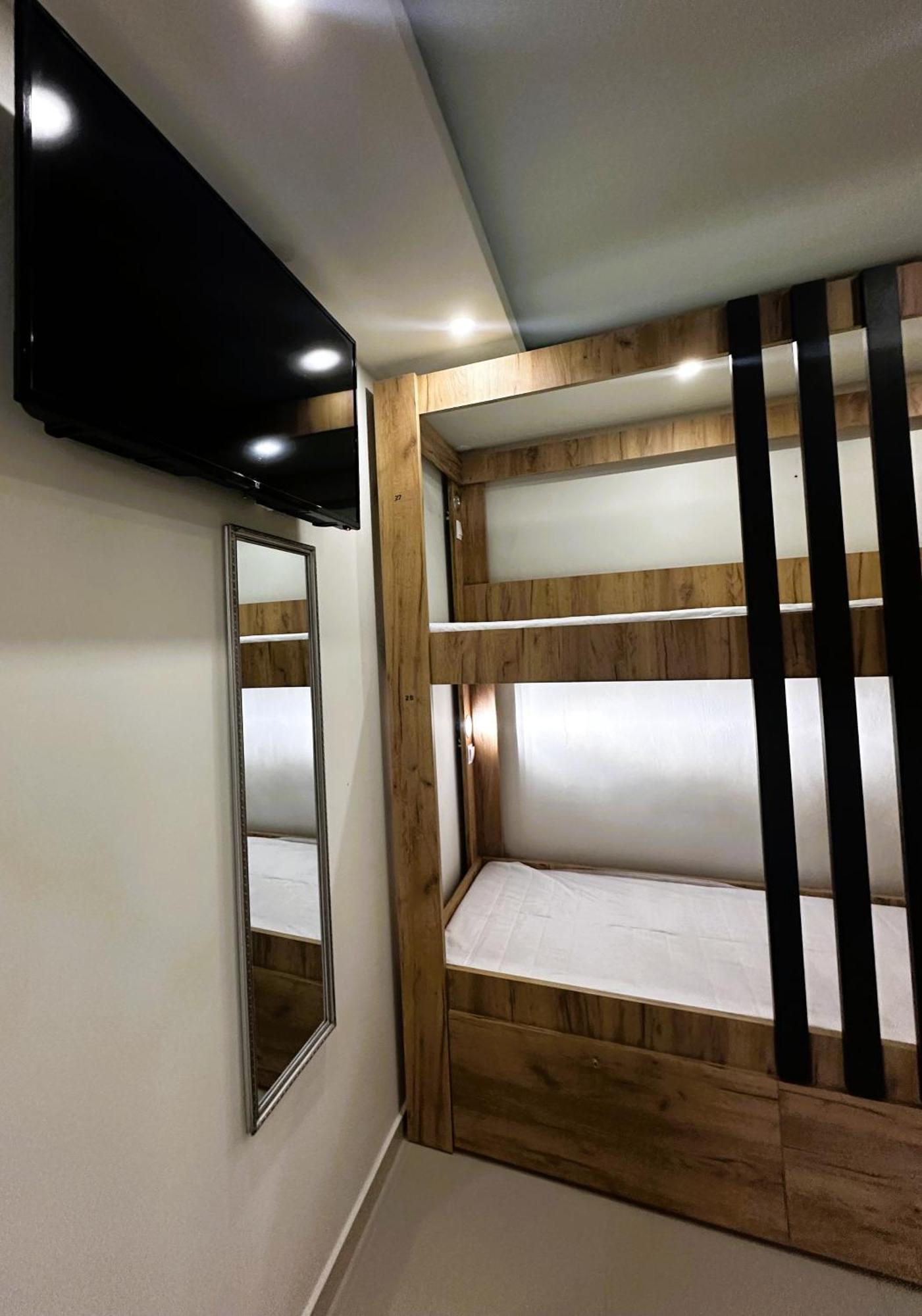 Hostel Parea Hersonissos Екстериор снимка